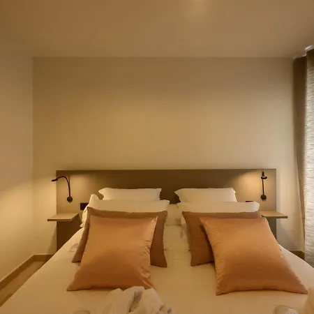 Luxurious With And Indoor Swimming Pool