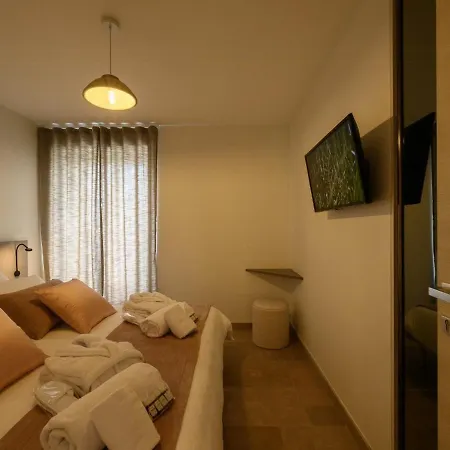Holiday home Luxurious With And Indoor Swimming Pool *