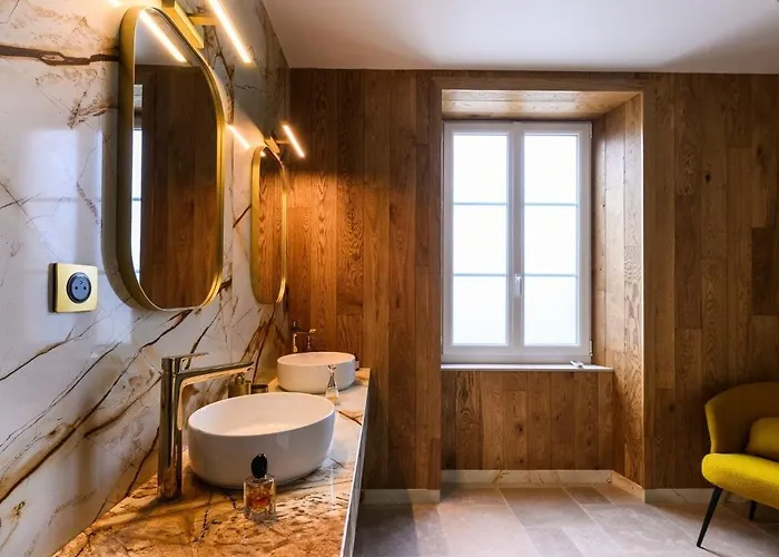 Luxurious With And Indoor Swimming Pool Vakantiehuis Saint-Sauveur-le-Vicomte